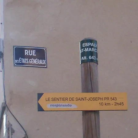 Oda ve Kahvaltı L'espaviot Aux Portes Du Puy En Velay Espaly-Saint-Marcel